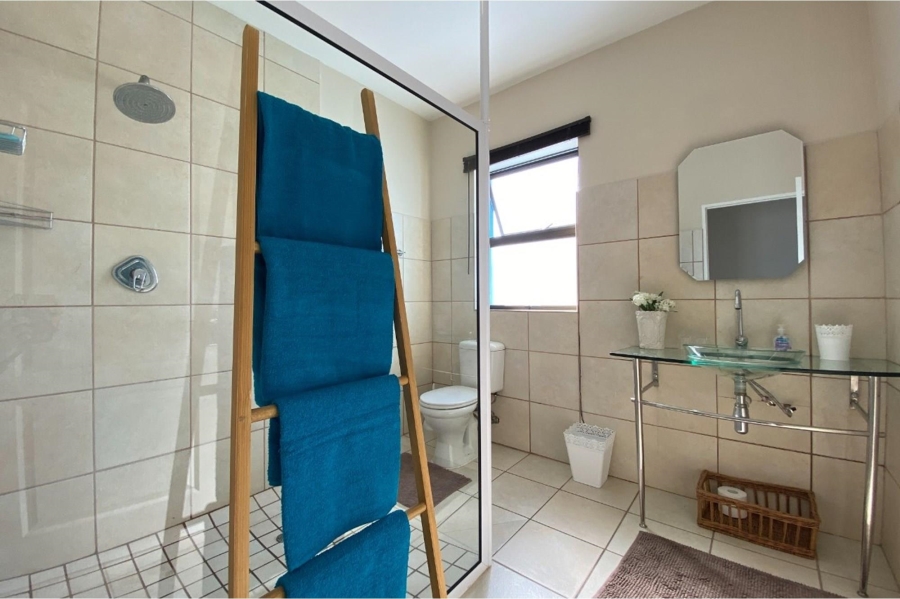 8 Bedroom Property for Sale in Tergniet Western Cape